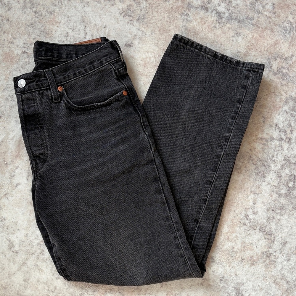 Levi’s Straight Black Jeans